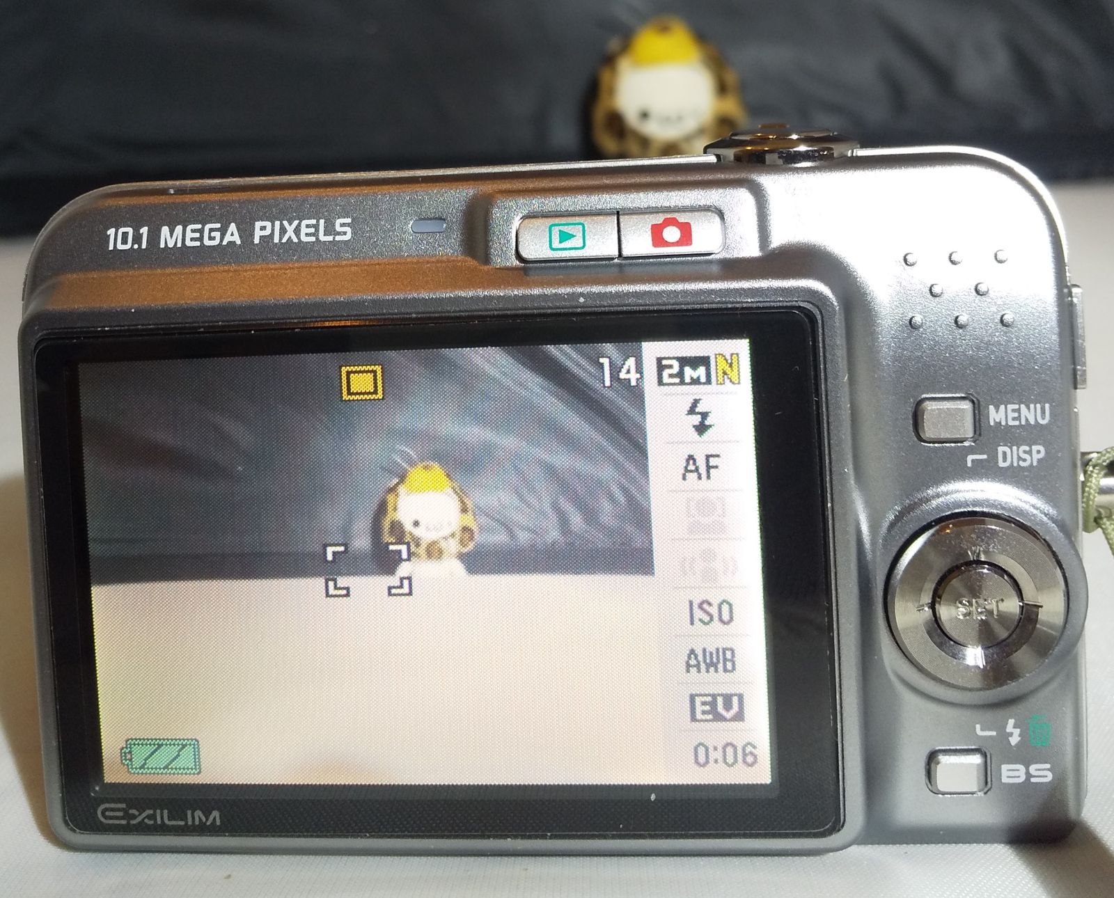 美品】CASIO EXILIM EX-Z1080 デジカメ オンライン シルバー【箱付】