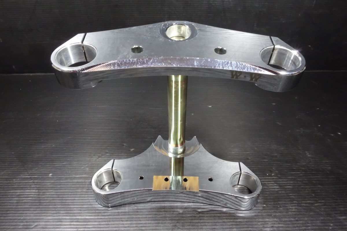 ワイド トリプルツリー 10゜バルカン400 クラシック VN400A 社外 ステアリング ステム アンダーブラケット トップブリッジ R20251027