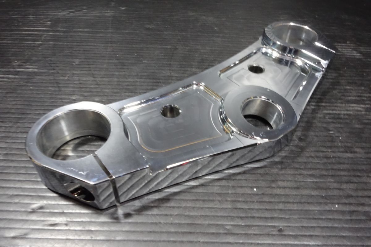 ワイド トリプルツリー 10゜バルカン400 クラシック VN400A 社外 ステアリング ステム アンダーブラケット トップブリッジ R20251027 BRIGHTFACE_UK