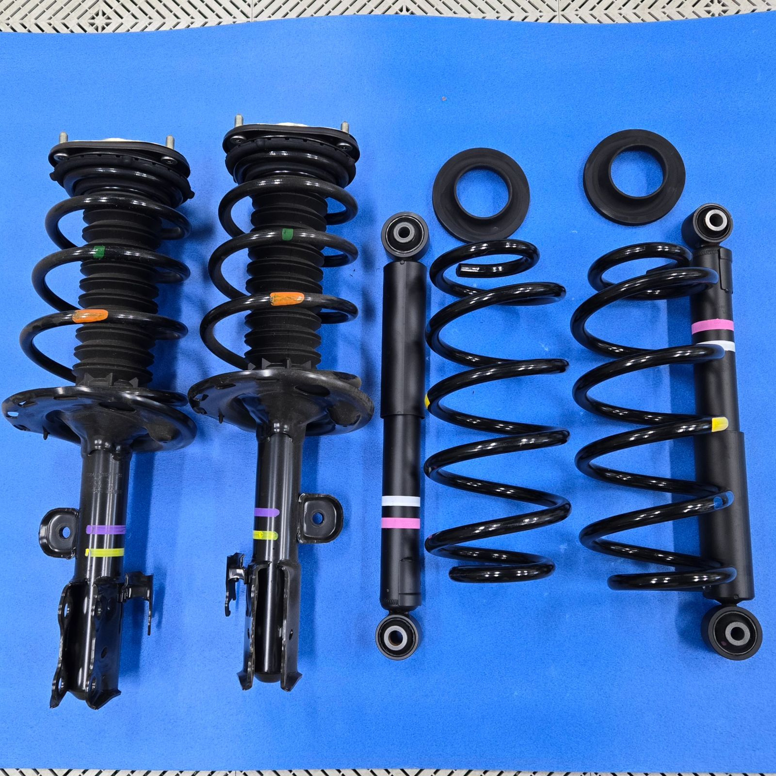 トヨタ アルファード 純正足回り アルファード AYH30W 30系後期