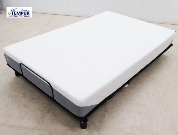 テンピュール 電動リクライニングベッド