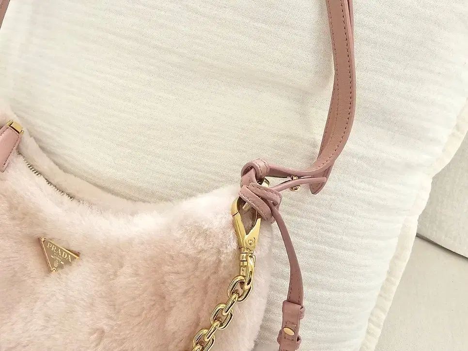 Shearling ショルダーバッグ