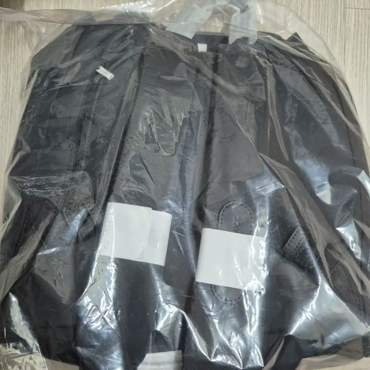 マンダリナダック バンプ バックパック