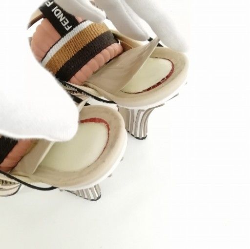 フェンディ FENDI