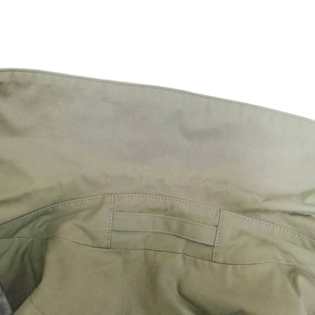 トレンチコート