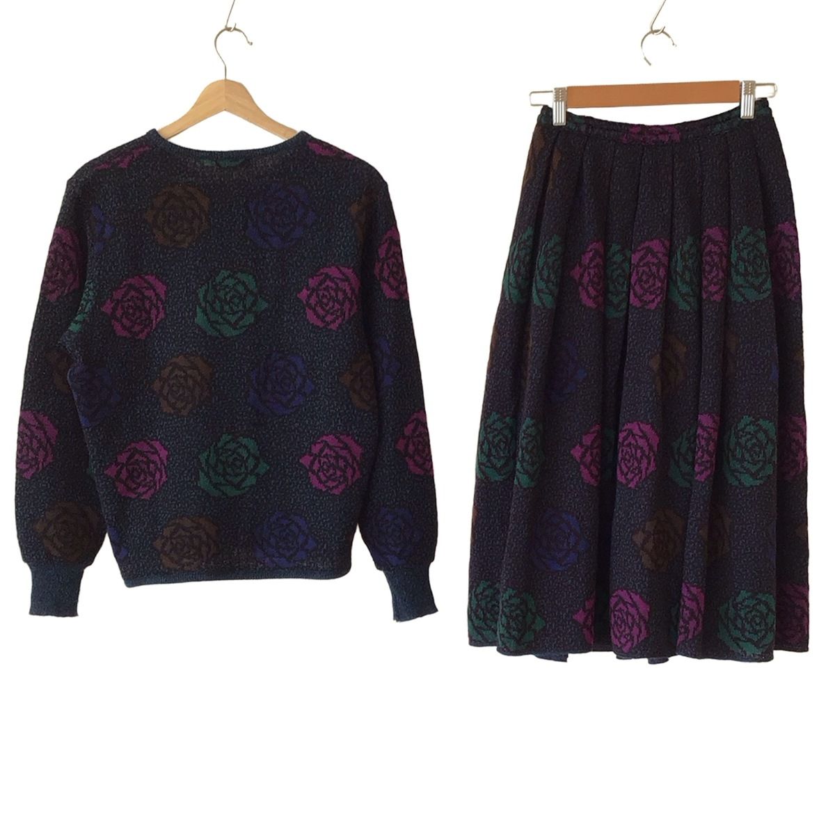 MISSONI ミッソーニ スカートセットアップ レディース - ネイビー×黒×マルチ 花柄