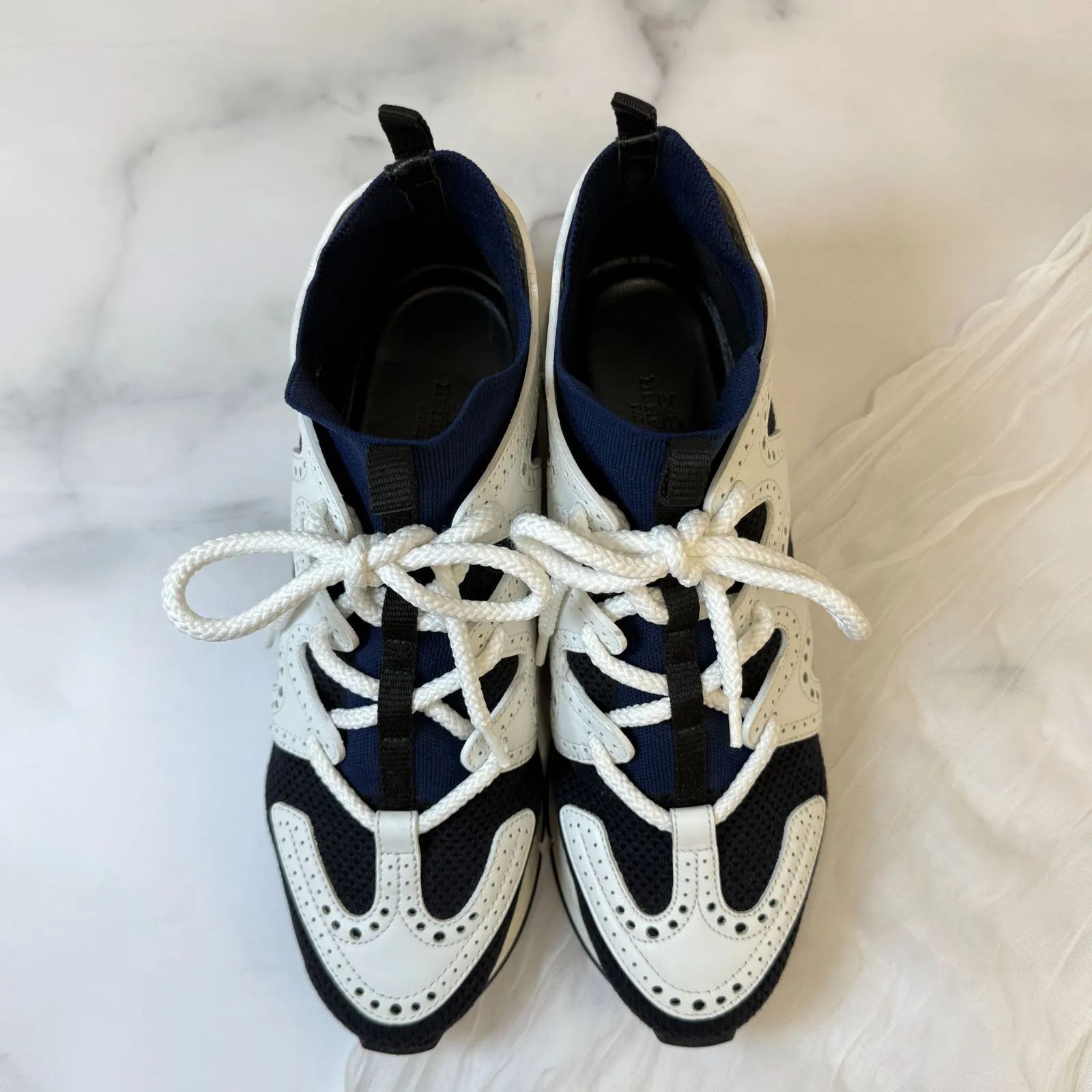 シューズ スニーカー