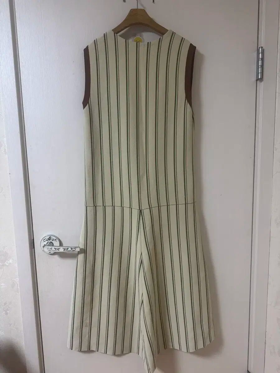 ノースリーブ ONE