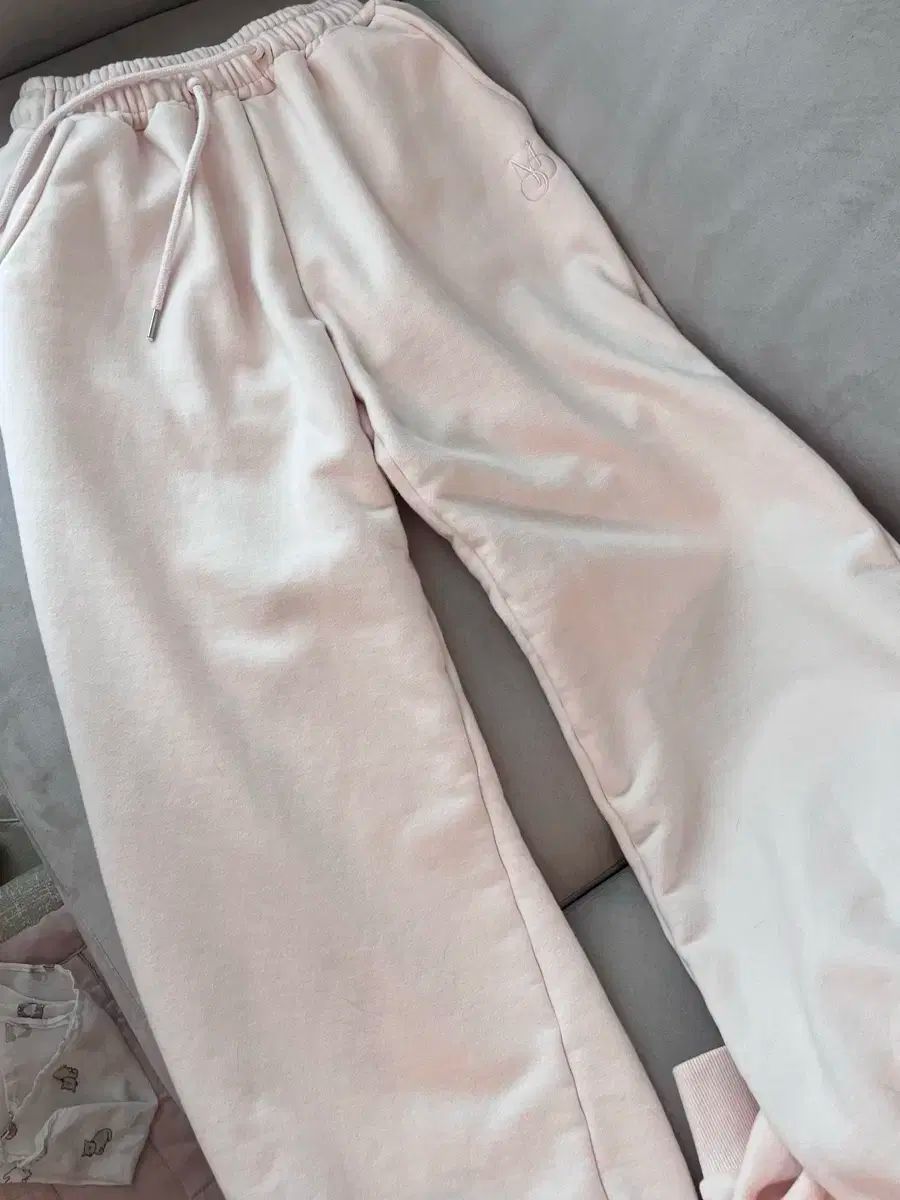 モディムード トレーナー セット ベビーピンク MAAHADDERANG_COM