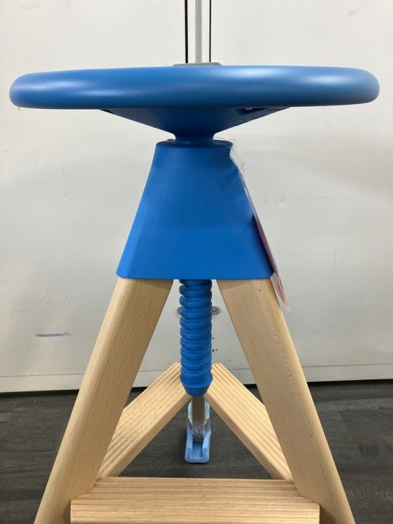 アウトレット品 マジス The wild bunchシリーズ トム＆ジェリーTomハイスツール ブルー MARWIL-DEMENAGEMENTS_CH