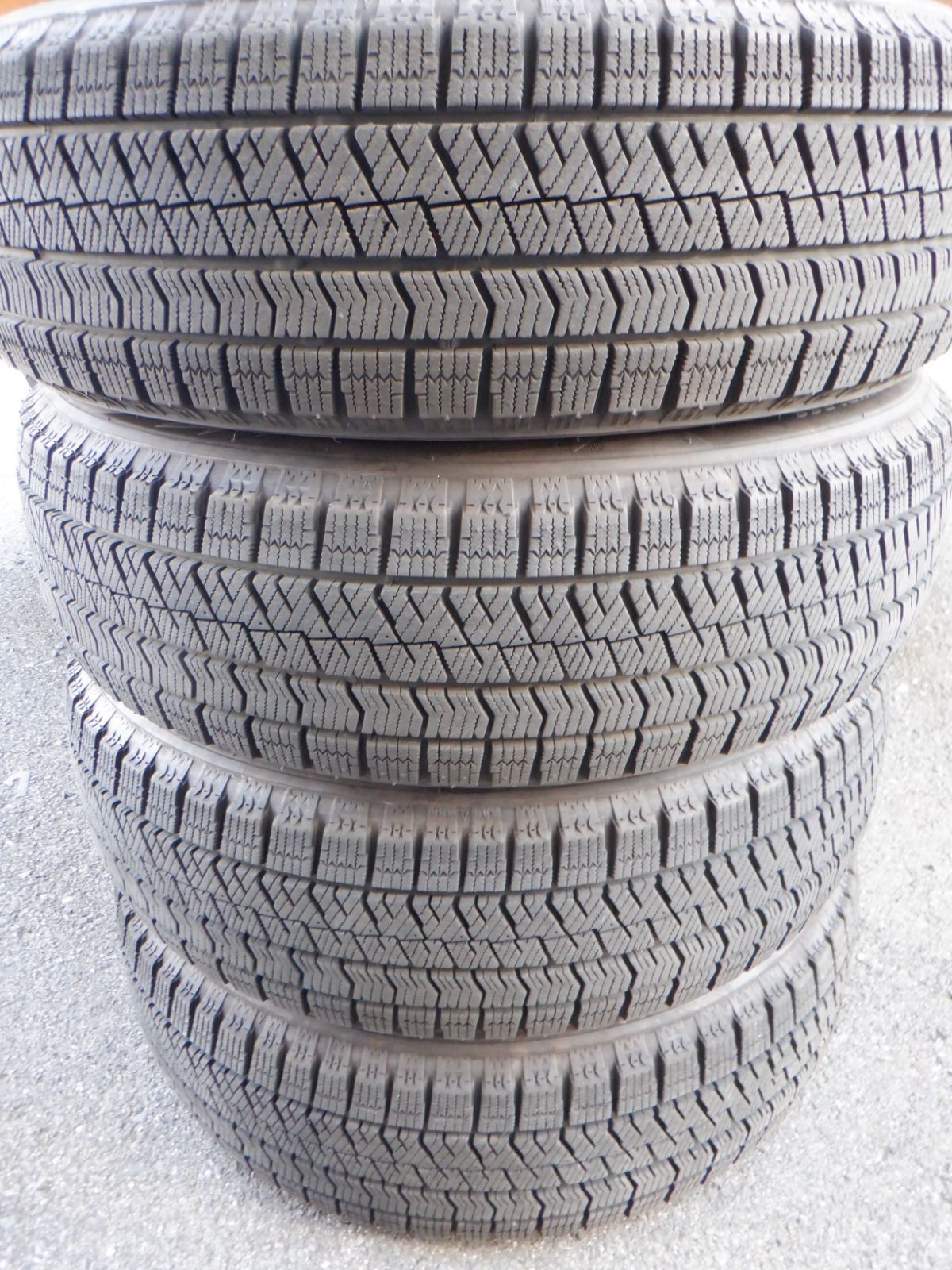 2024年製175/60r16スタッドレス　クロスビー　ラクティス 楽天市場】クロスビー ラクティス 175/60R16 【送料無料】 新品