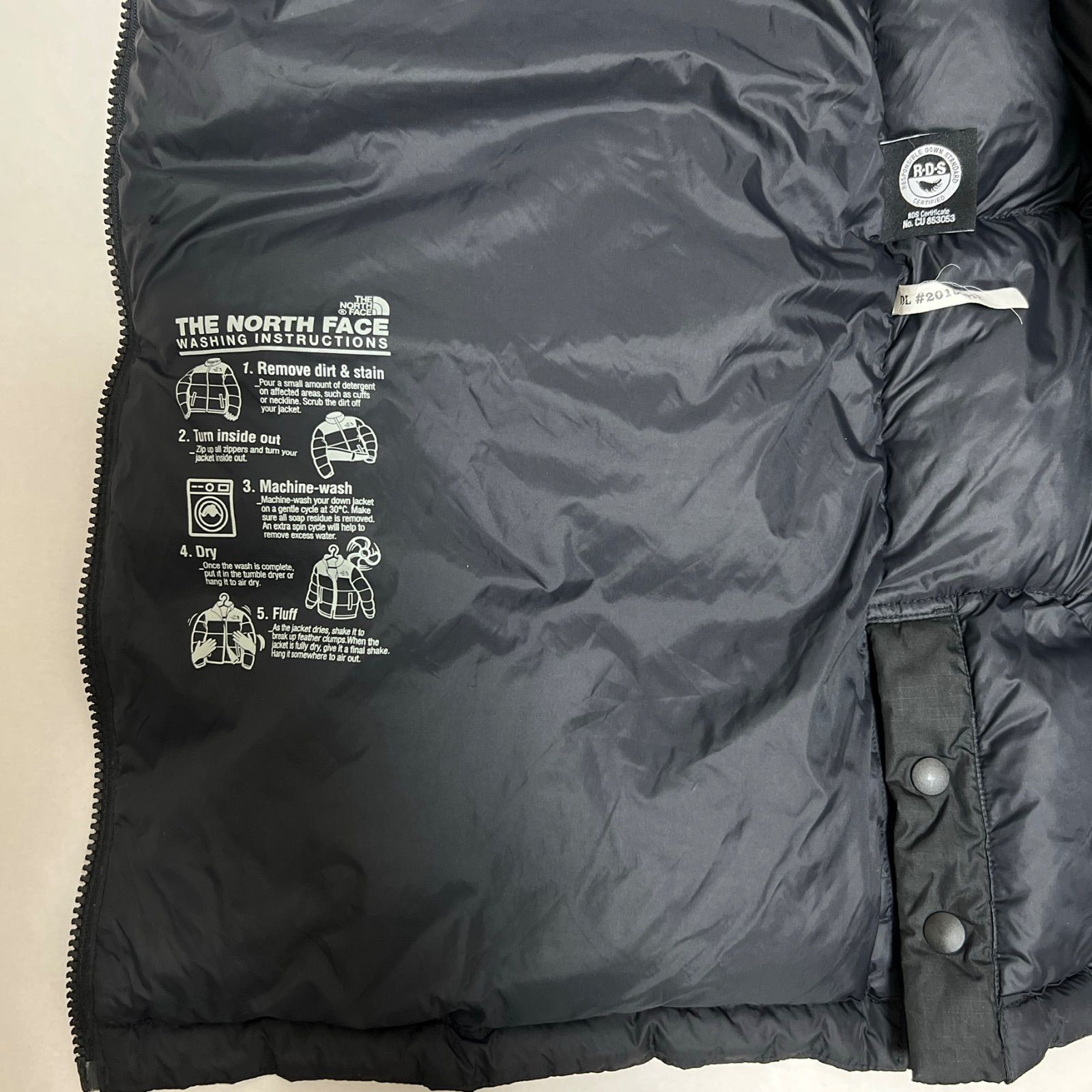 黒 フード取外し可