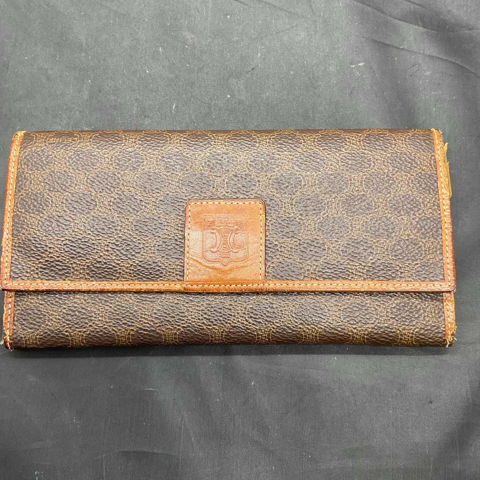 セリーヌ 財布 マカダム B25082721