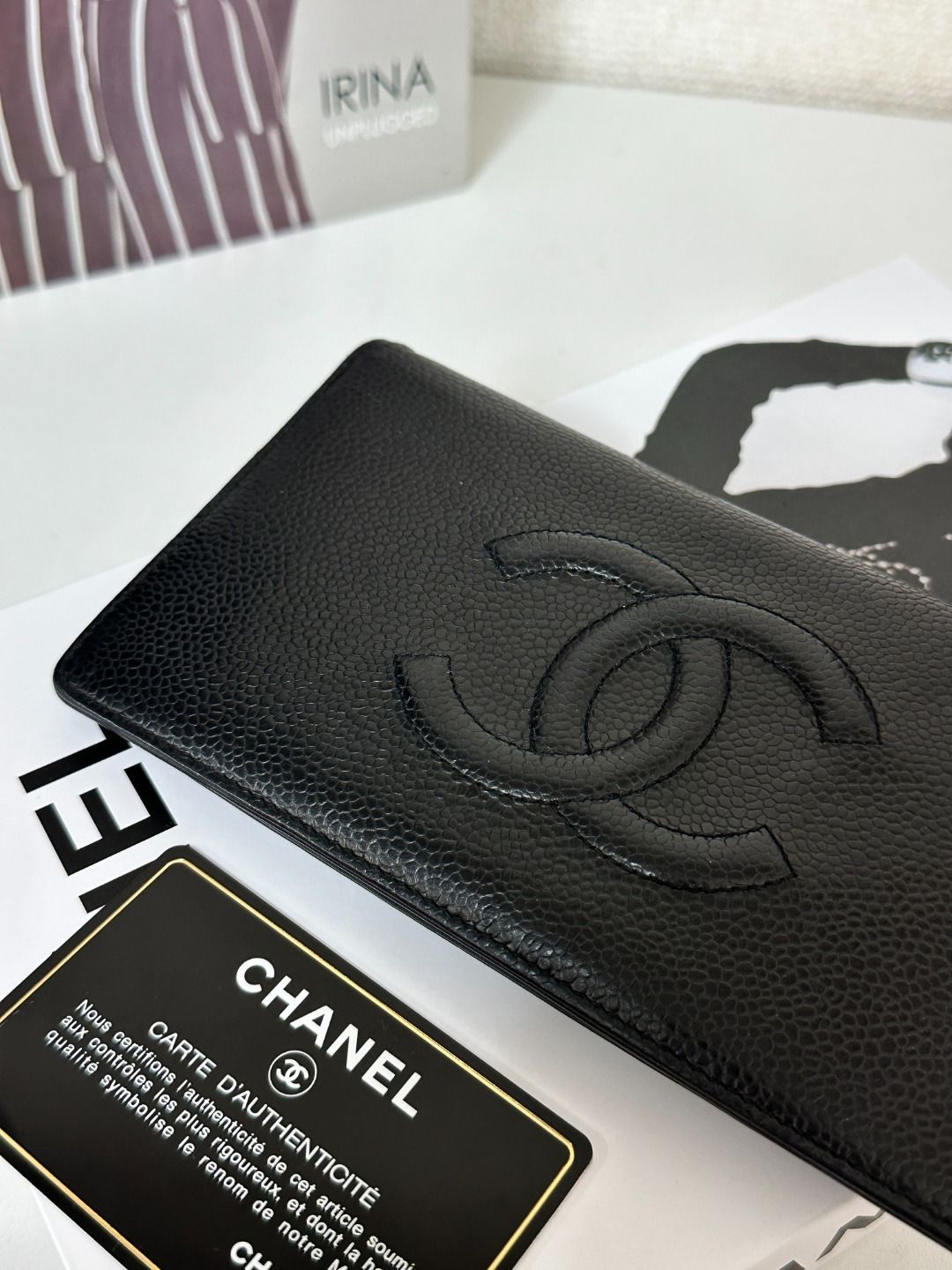 CHANEL シャネル レザー 二つ折りウォレット