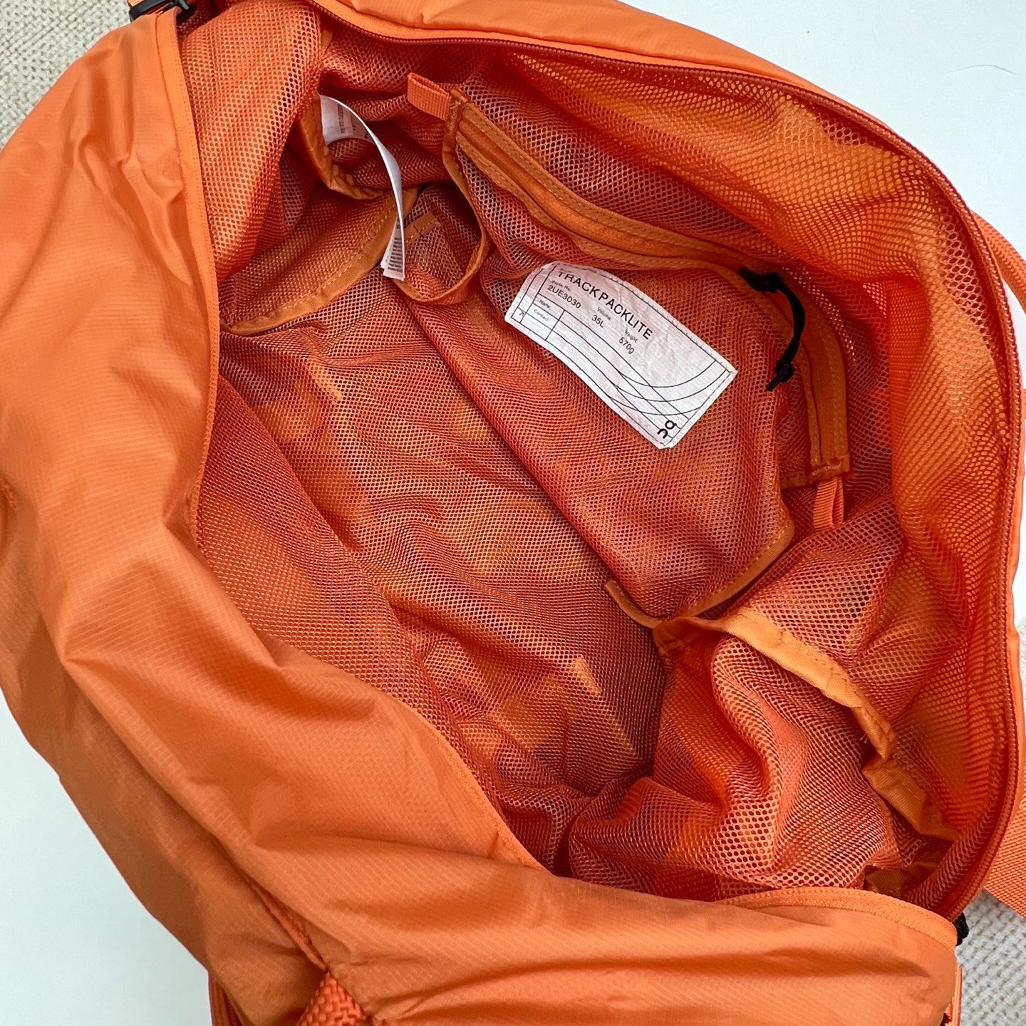 On Track Pack 35L Lite オン トラックパック ショルダーバッグ 35L