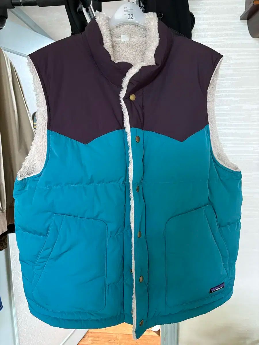 L パタゴニア ビビ リバーシブル ベスト