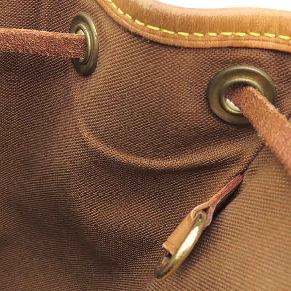 モノグラム ゴールド金具