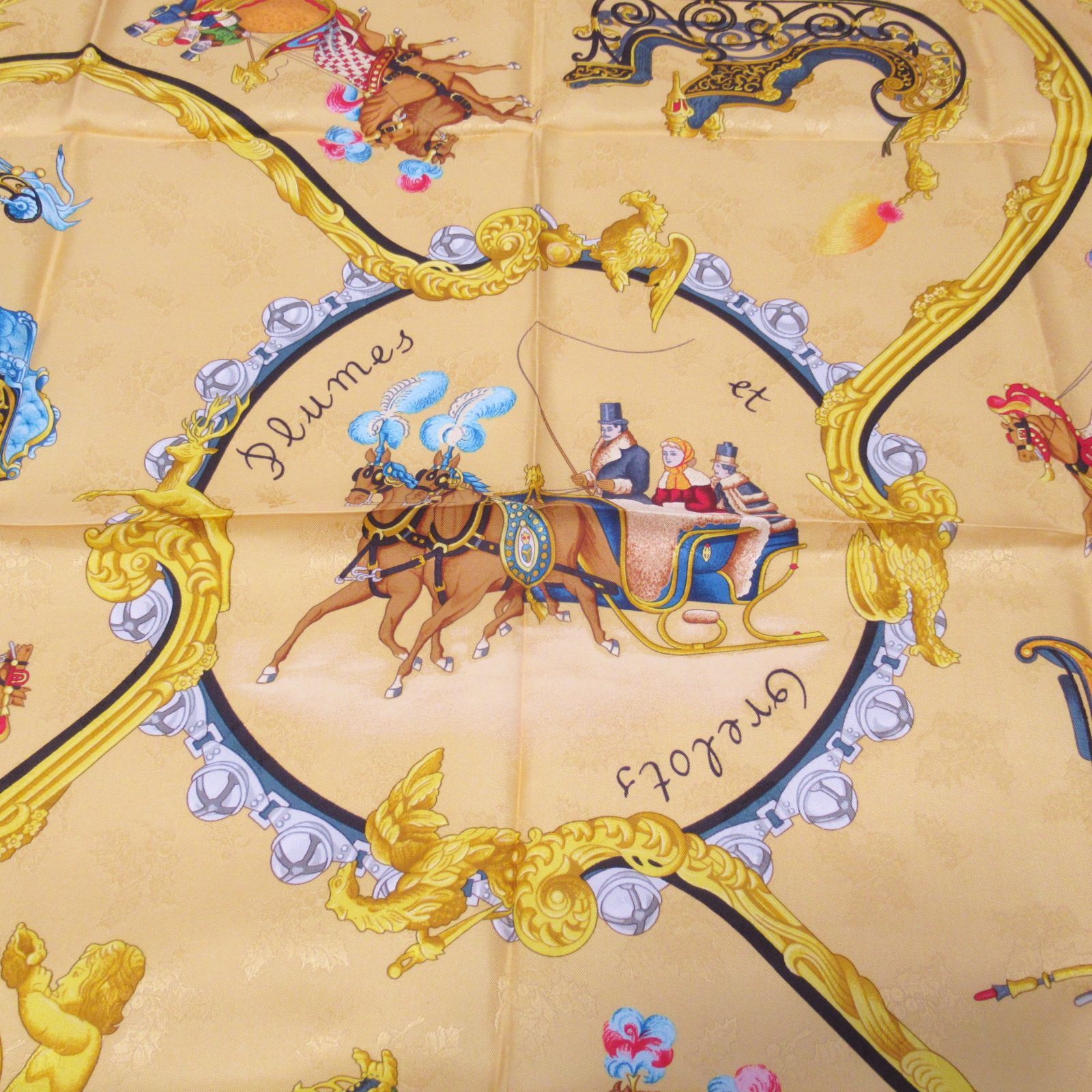 HERMES エルメス カレ90 スカーフ Plumes et Grelots 羽飾りと鈴柄