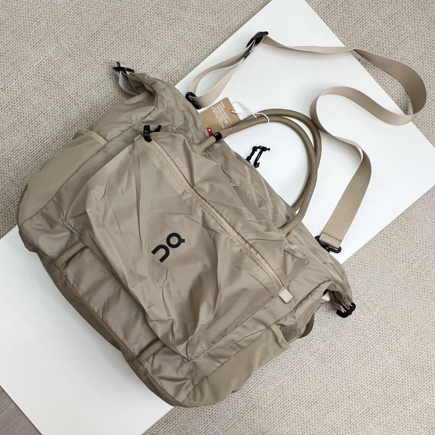 On Track Pack 35L Lite オン トラックパック ショルダーバッグ 35L On Track Pack 35L Lite オン トラックパック ショルダーバッグ 35L