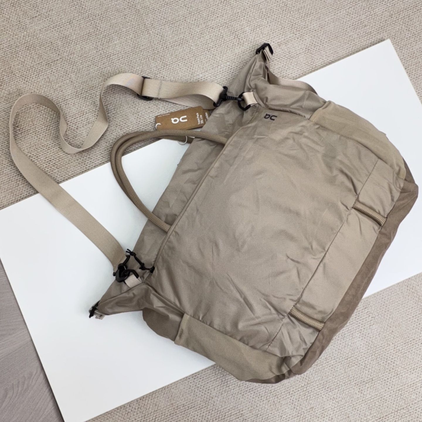On Track Pack 35L Lite オン トラックパック ショルダーバッグ 35L