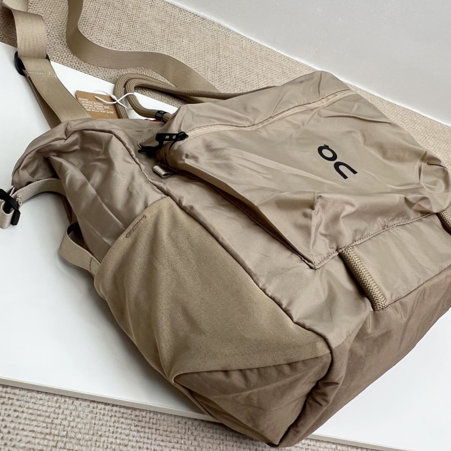 On Track Pack 35L Lite オン トラックパック ショルダーバッグ 35L