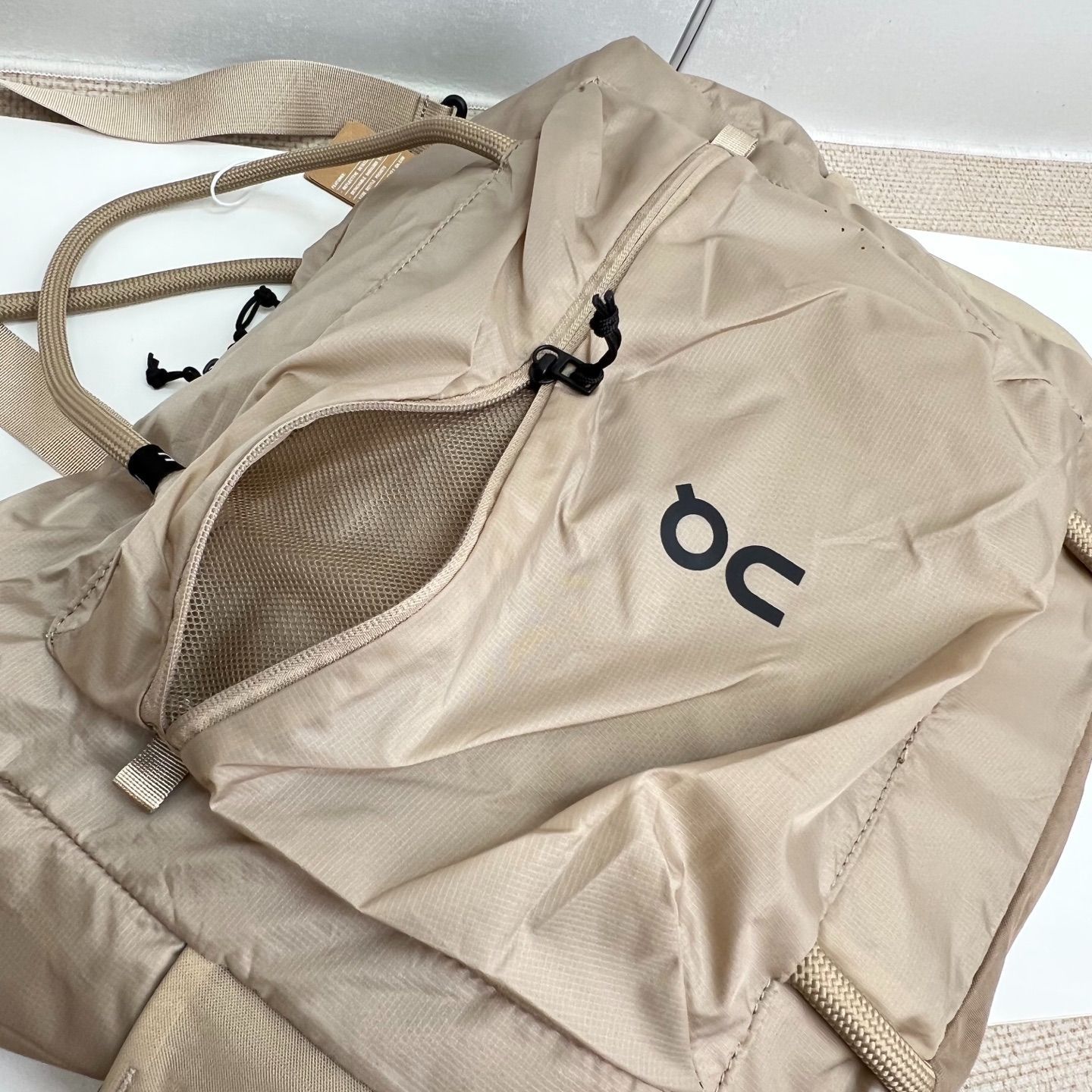 On Track Pack 35L Lite オン トラックパック ショルダーバッグ 35L