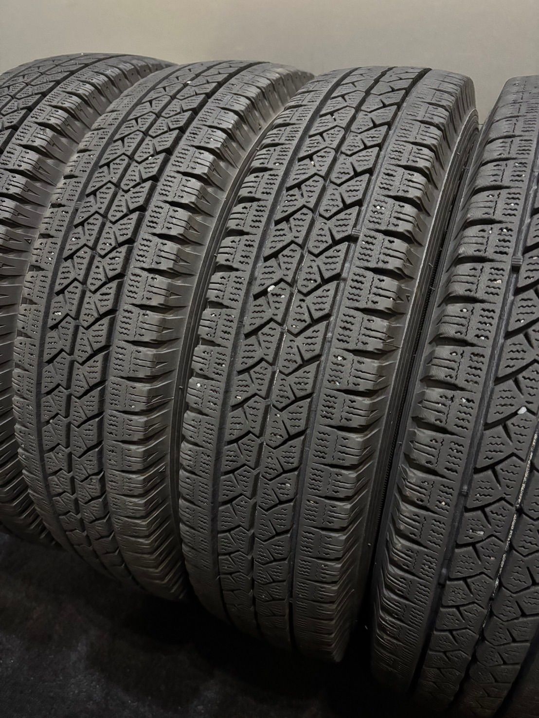 145 R 12 LT 6 PR VL 1 19年製 スタッドレス 4本 ブリヂストン ブリザック 軽トラ 軽バン 南4 K 491