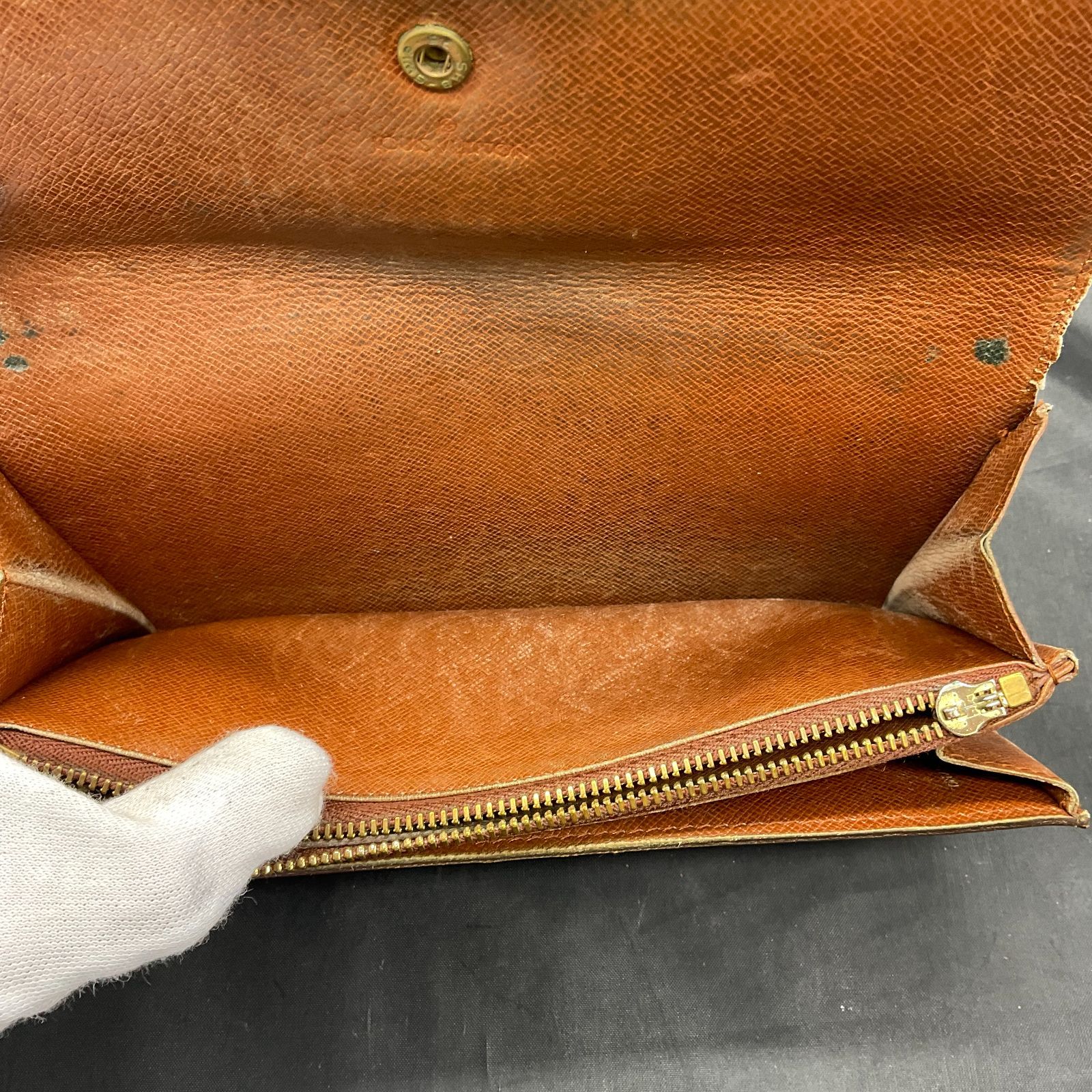 モノグラム ポルトモネクレディ