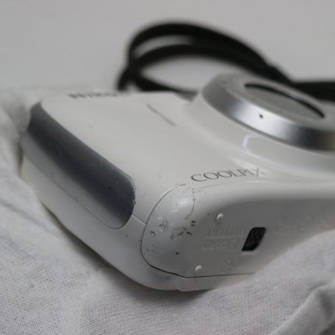 良品中古 COOLPIX S33 ホワイト 即日発送 コンデジ Nikon 本体 土日祝