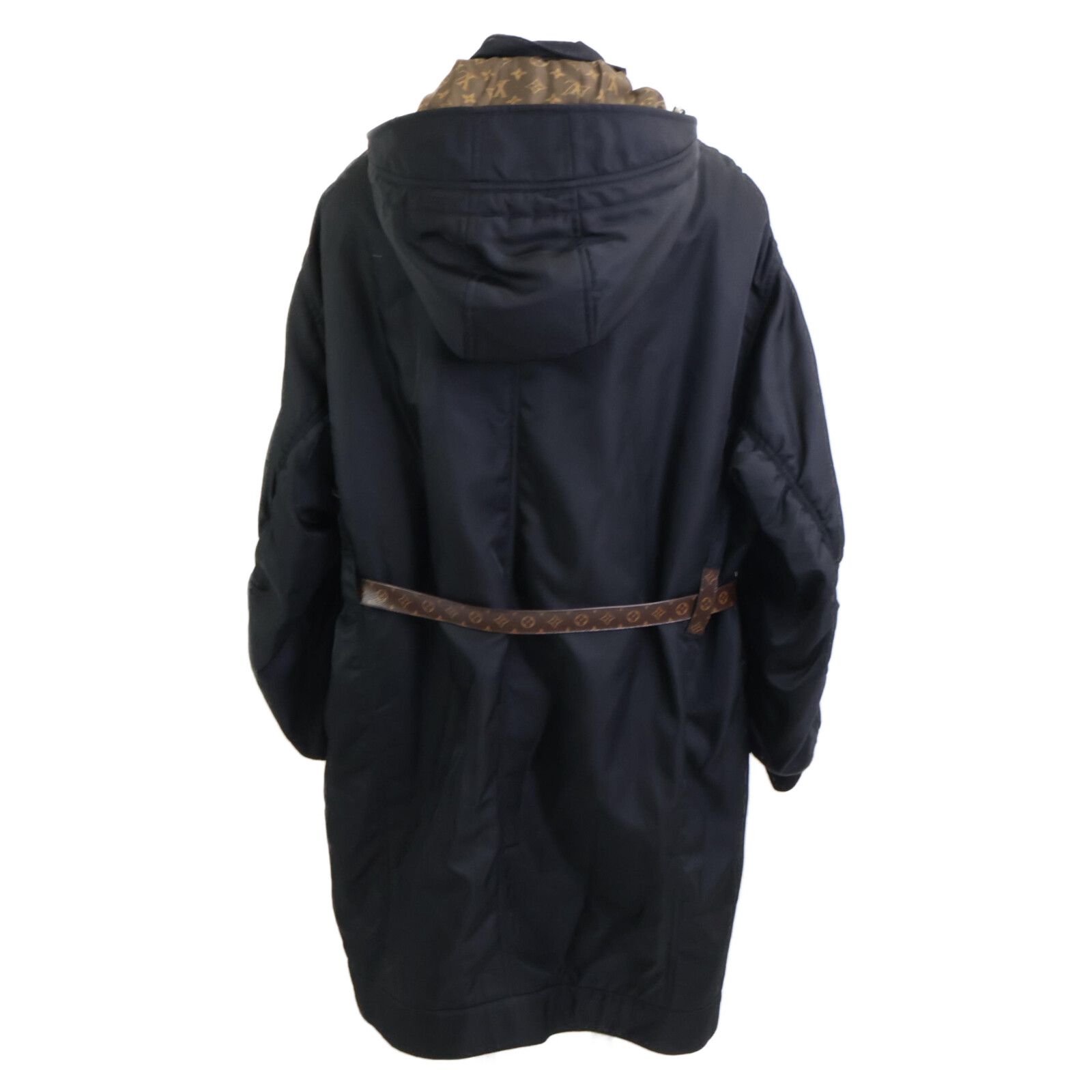 ナイロンコート