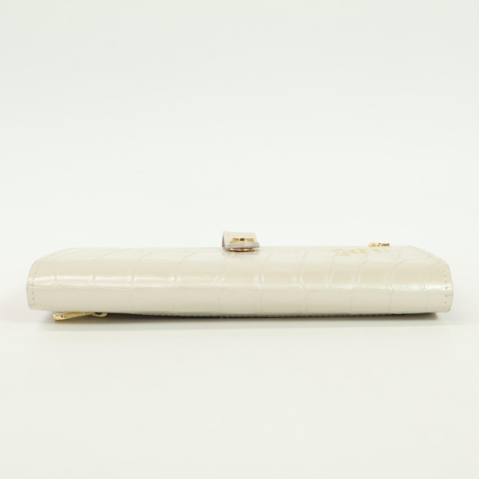  A D M J Accessoires De Mademoiselle ADMJ クロコダイル型押しお薬手帳ケース 手帳カバー 手帳 日記 家計簿