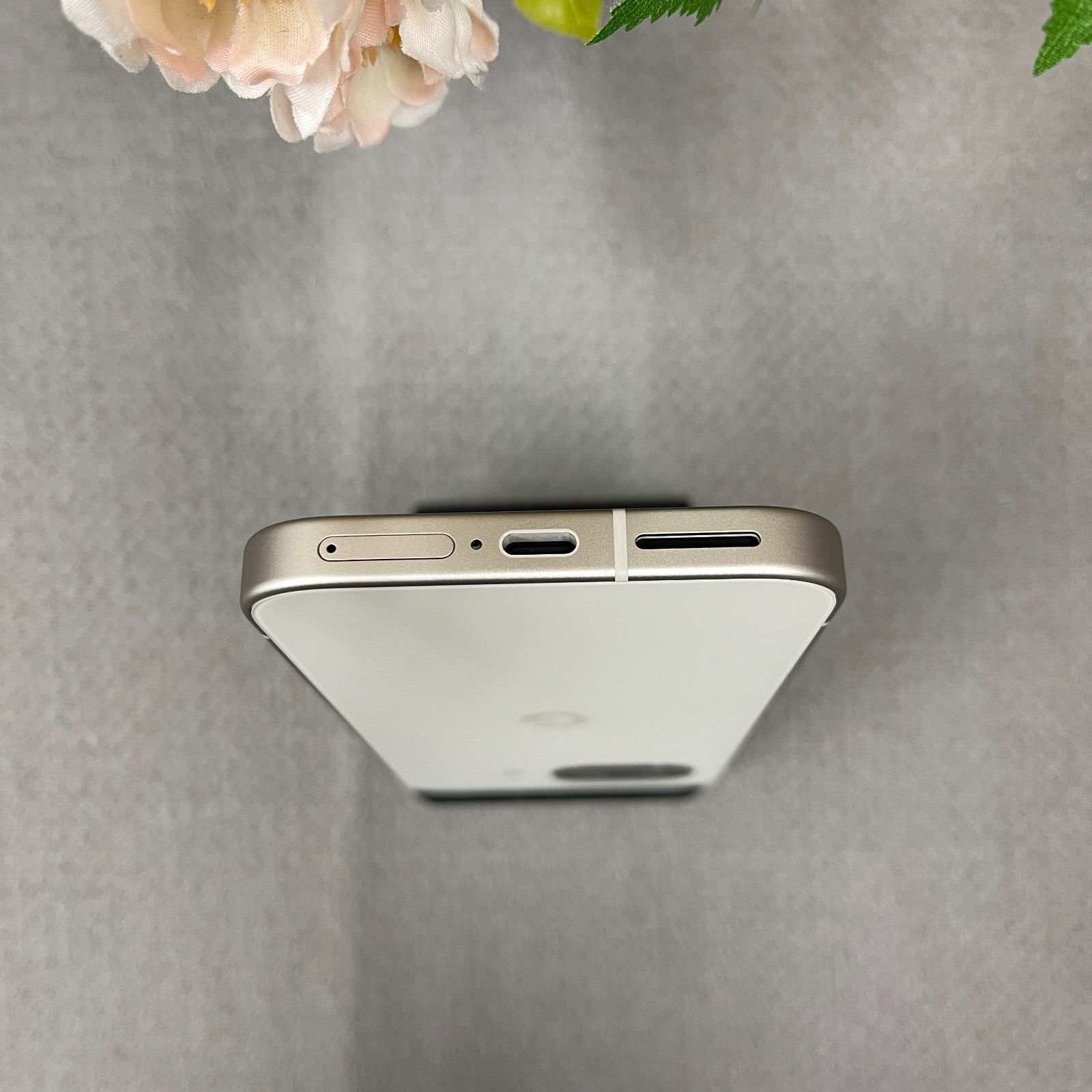 新品同様 Google Pixel 9a 128Gb ポーセリン 国内SIMフリー 送料無料