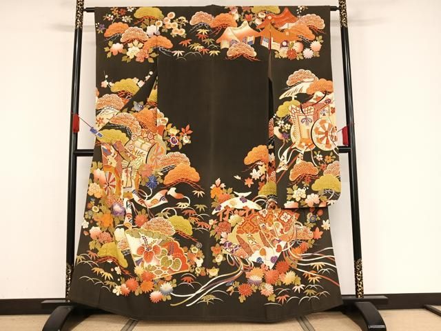 平和屋着物●アンティーク　大正ロマン　振袖　駒刺繍　御所車花文　黒地　金糸　金彩　正絹　逸品　AAAZ3273np 平和屋着物○アンティーク 大正ロマン 振袖 駒刺繍 御所車花文 黒地