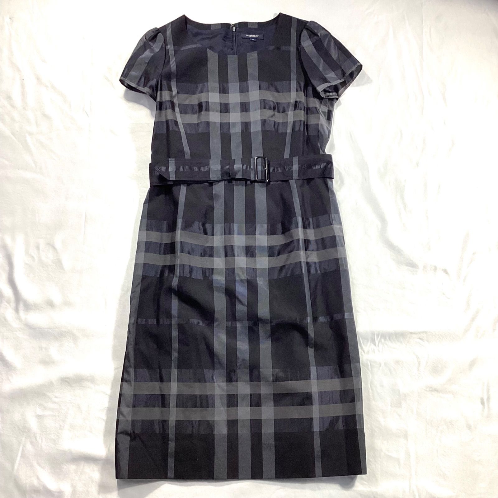 バーバリーロンドン　ノバチェック柄　ベルト付き　半袖ワンピース　シルク　M BURBERRY LONDON バーバリーロンドン 半袖ワンピース シルク混