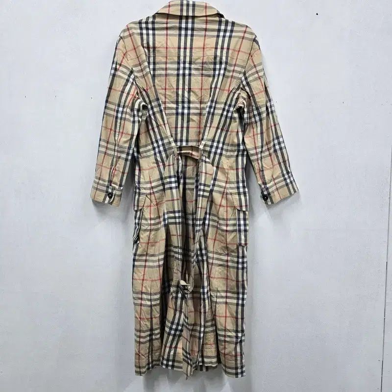 USA 8 バーバリー レディース ONE PIECE シャツ