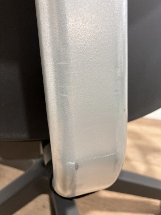 ウチダ 肘付エポチェア