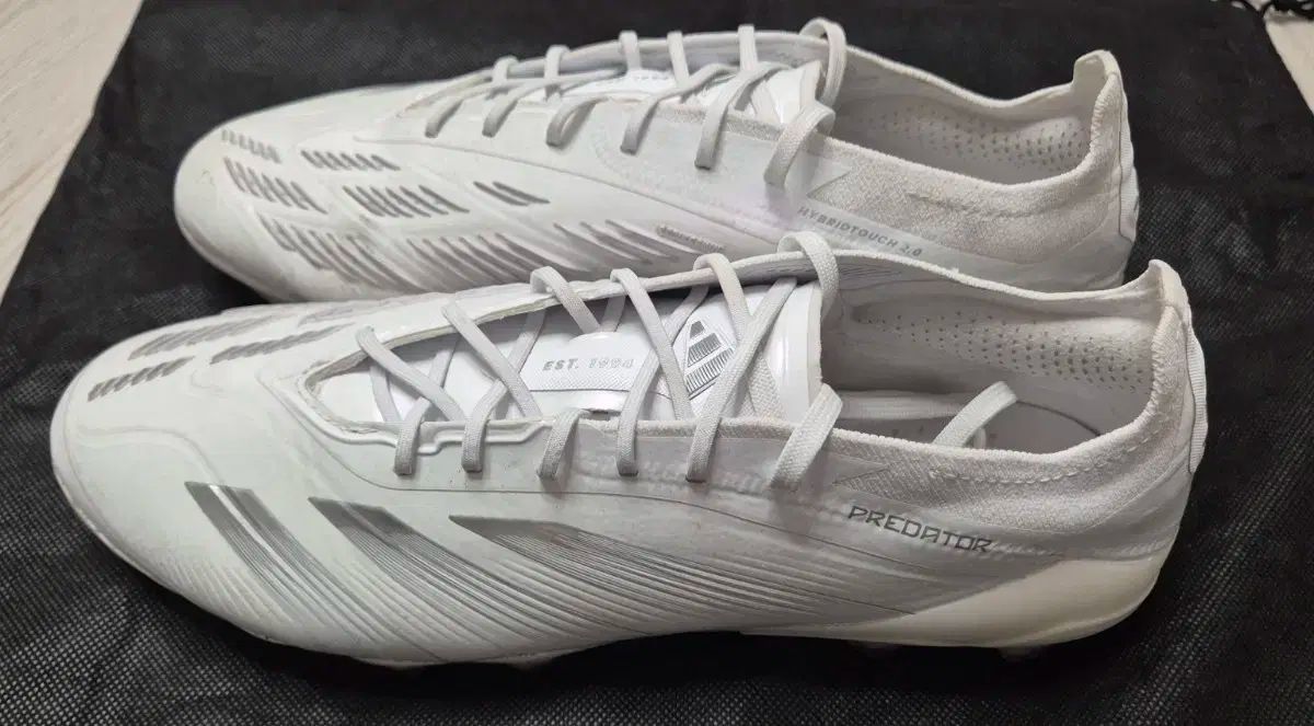 アディダス プレデター24 エリート HG AG サッカーシューズ 270 ピュアヴィクトリーパック
