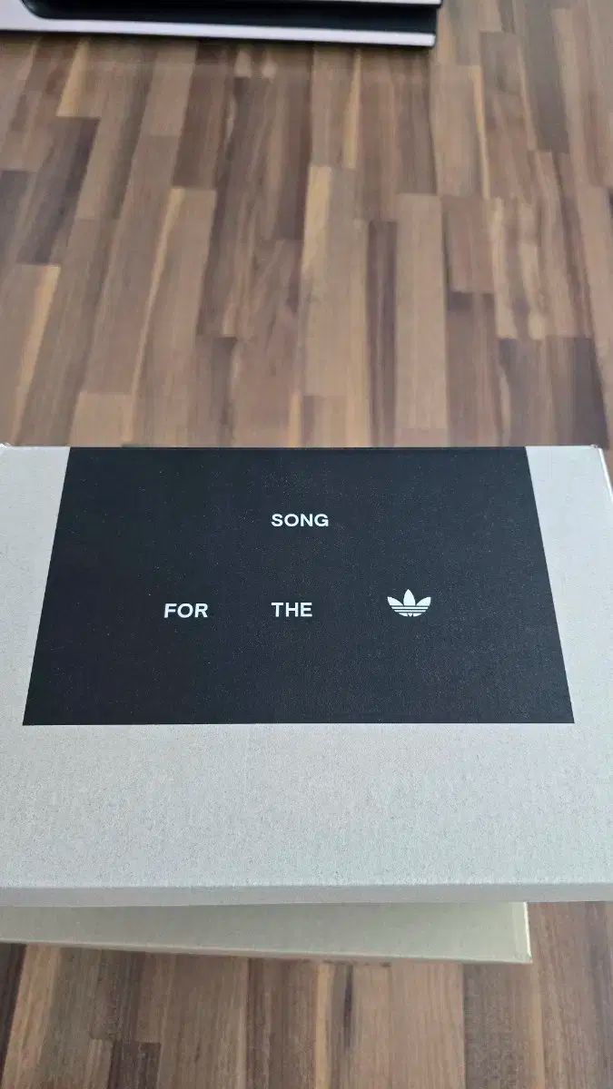 アディダス Song for the MUute スーパースター82 SFTM オフホワイト 225