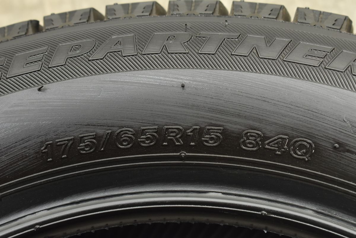 ヴィッツ フィールダー