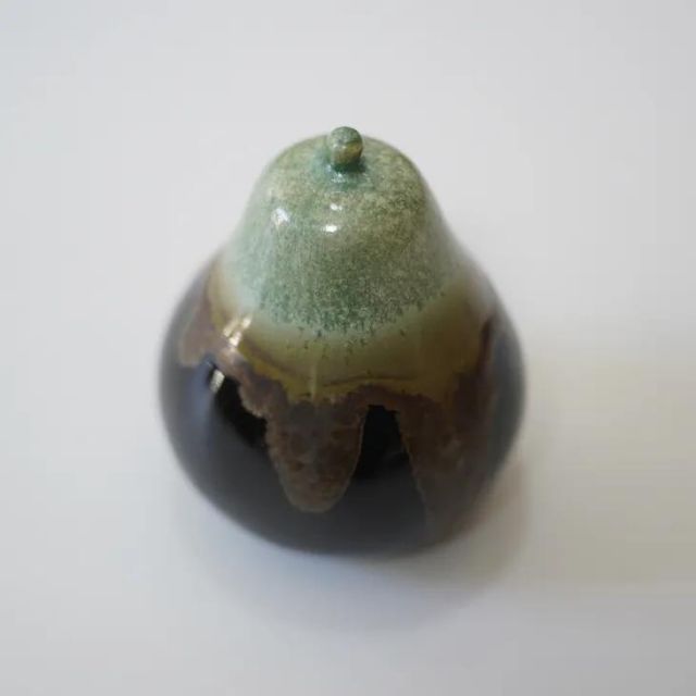 Vintage Pear Figurine 洋なしの置物 北欧ヴィンテージ スウェーデン 陶器 置物 ミッドセンチュリー 釉薬 NEXPOTALLINN_EU