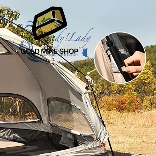 家族のキャンプのテント