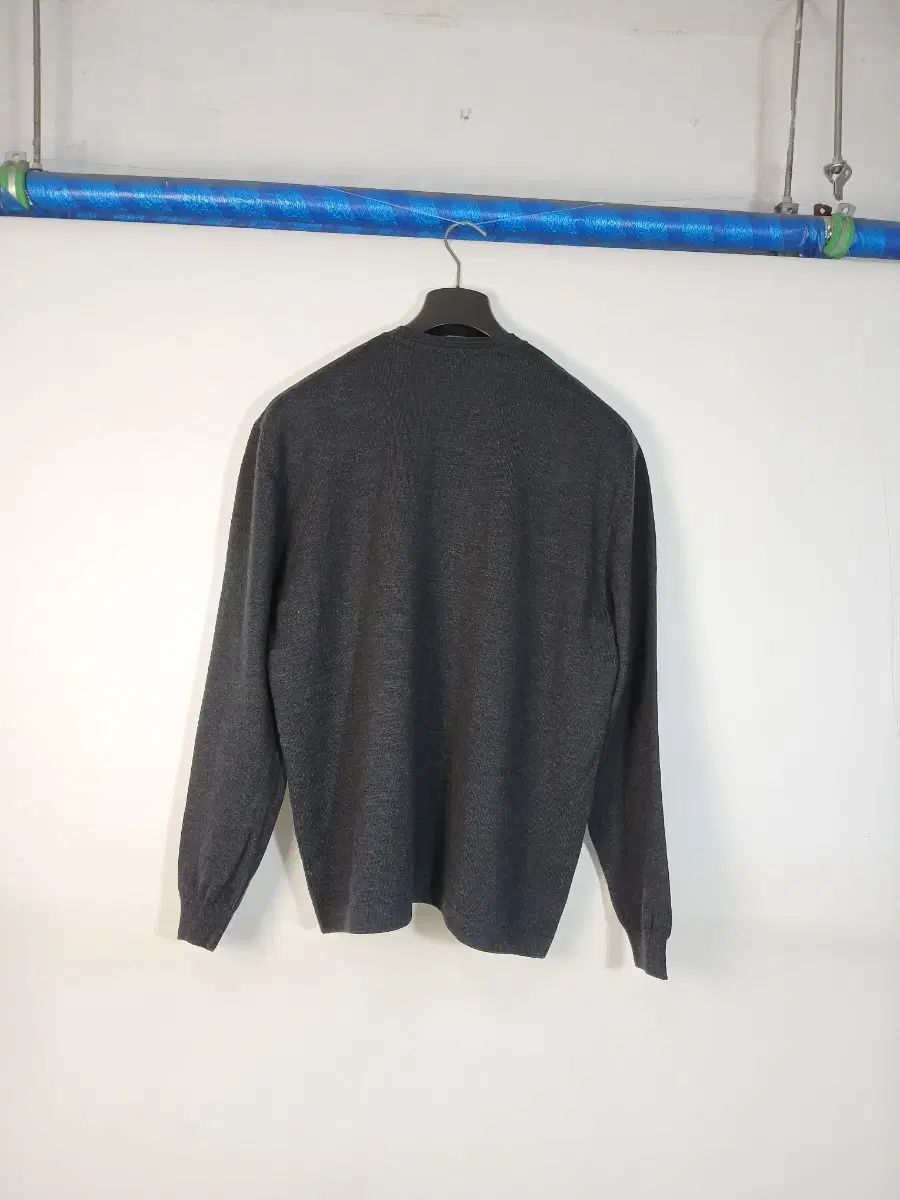 ベリ グレー メリノ ウール メンズ プルオーバー