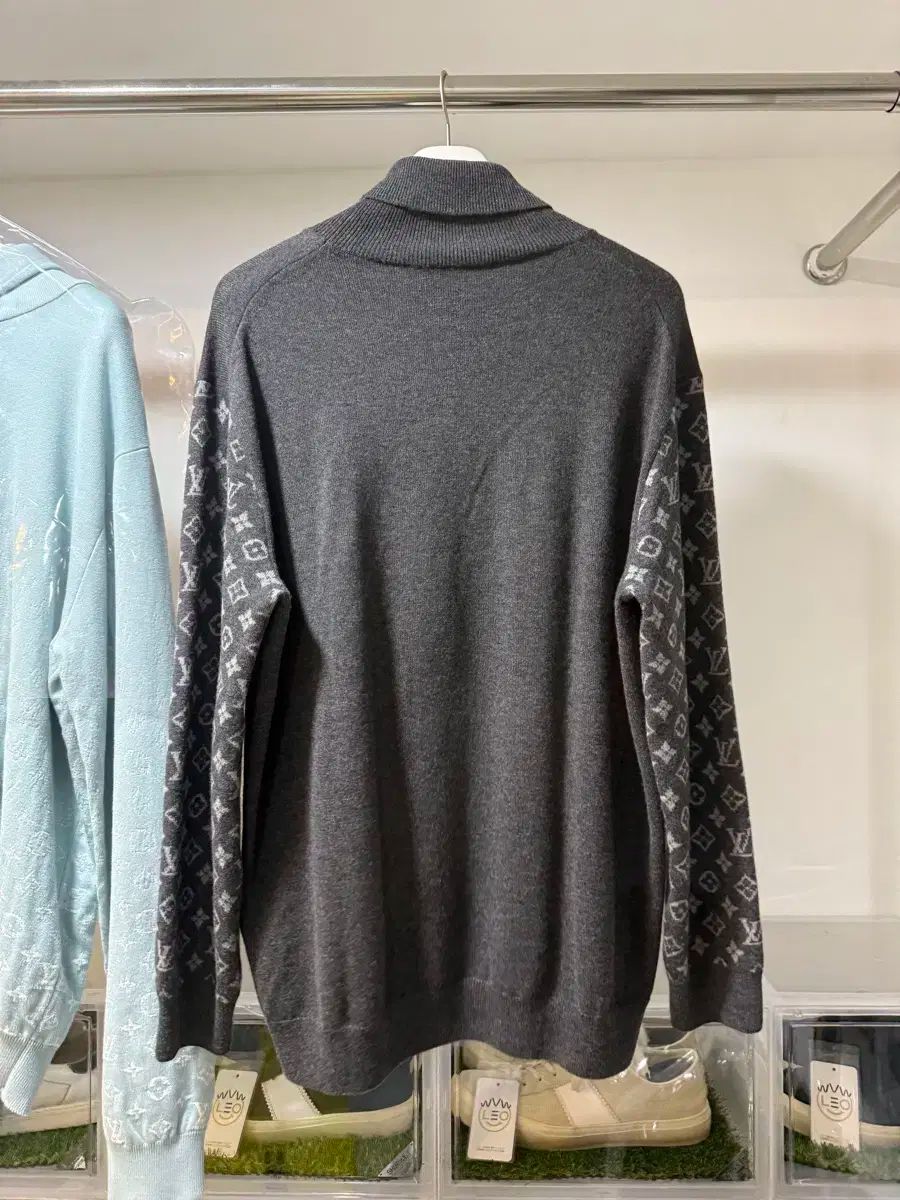 ルイヴィトン カシミア タートルネック ニット XXL