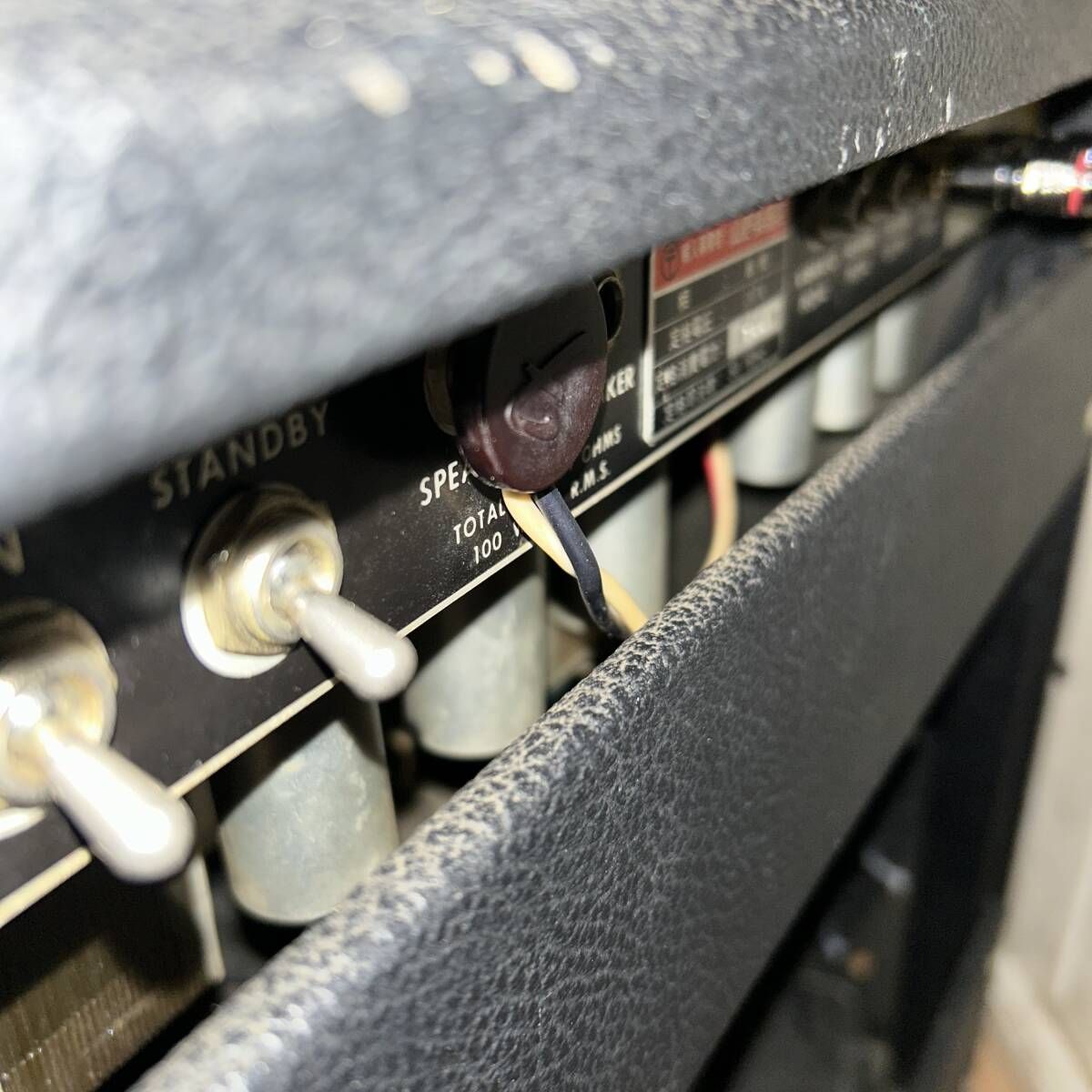 コンボアンプ 銀パネ