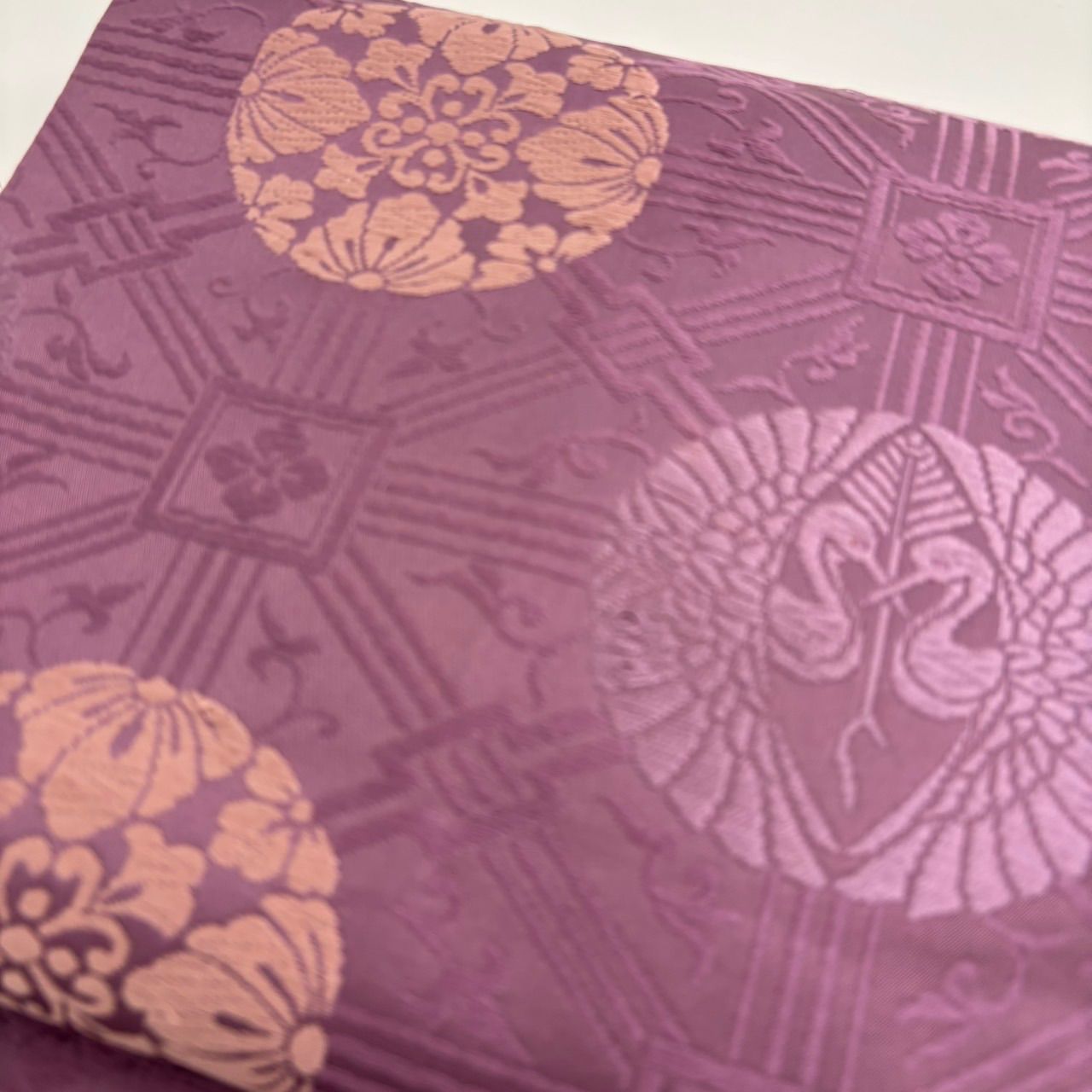 圧巻 名古屋帯 正絹 唐織 丸に向かい鶴 美しい加工 MA-754