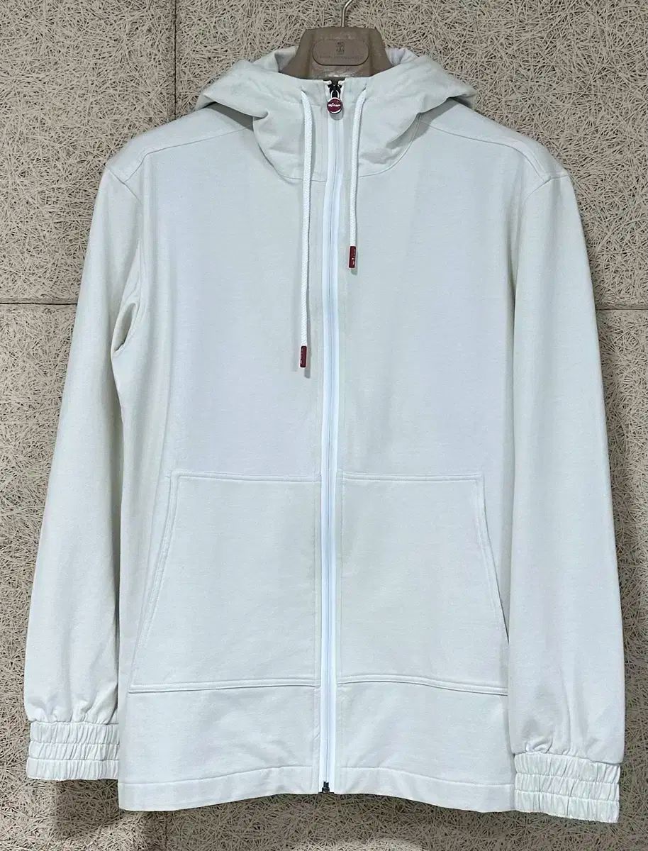 キートン SSCナポリ アイボリー WHO ジップアップ