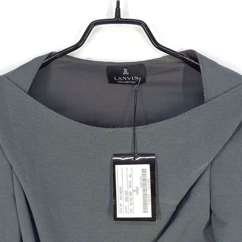 ツイスト ピンタック