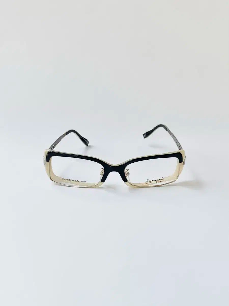 ブラックベージュ