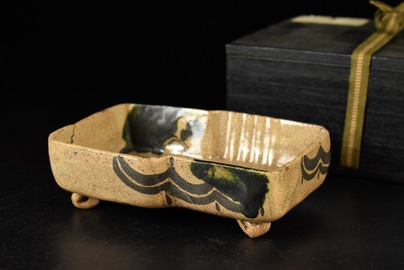 蔵A2806 織部 瓢箪図足付向付 菓子鉢 小鉢