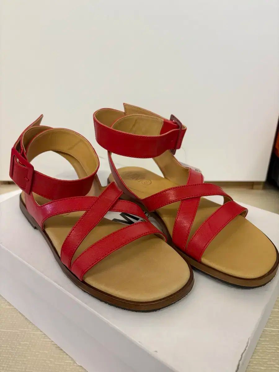 メゾンマルジェラ ピンク ストラップ サンダル 36 サイズ